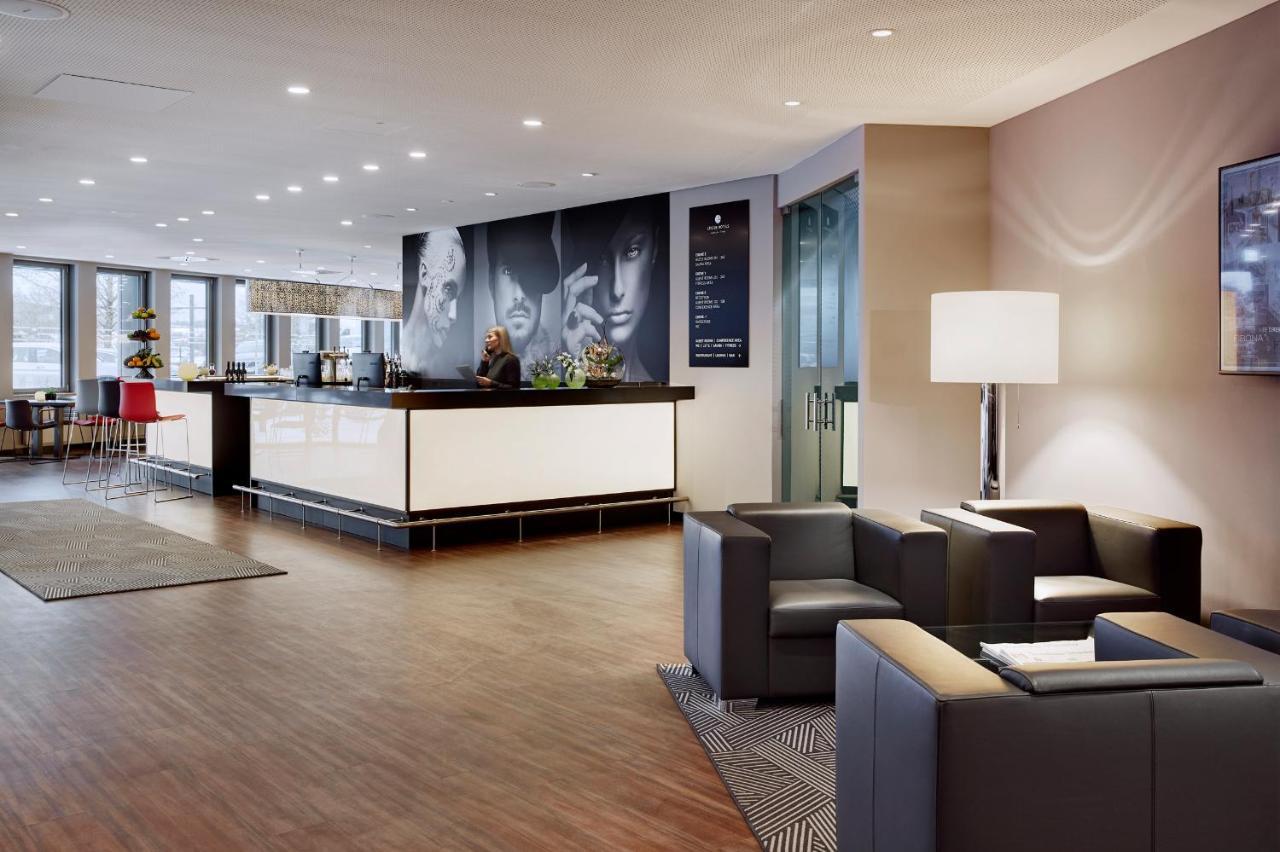 Legere Hotel Wiesbaden-タウヌスシュタイン エクステリア 写真